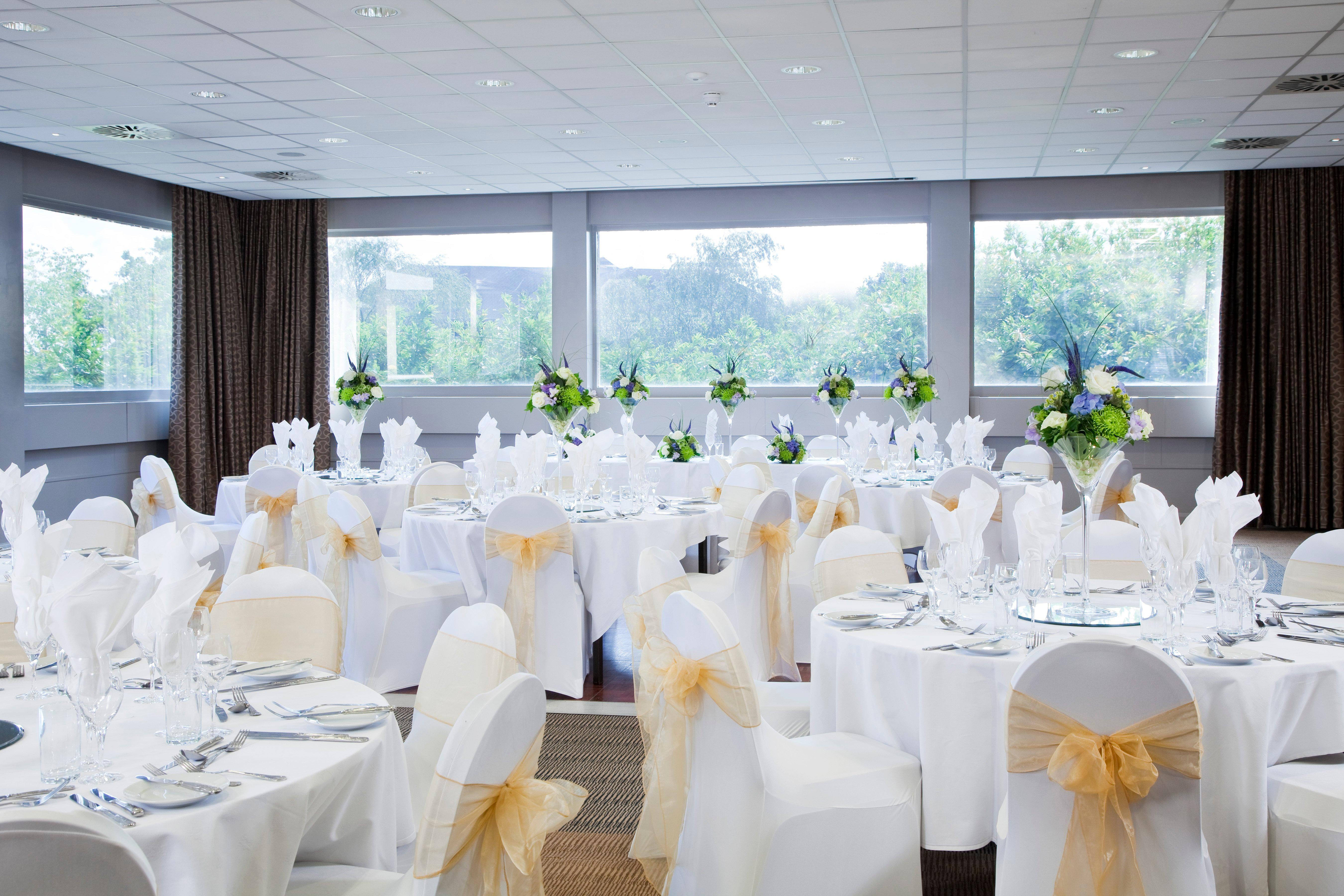 Holiday Inn Maidenhead Windsor, An Ihg Hotel Extérieur photo