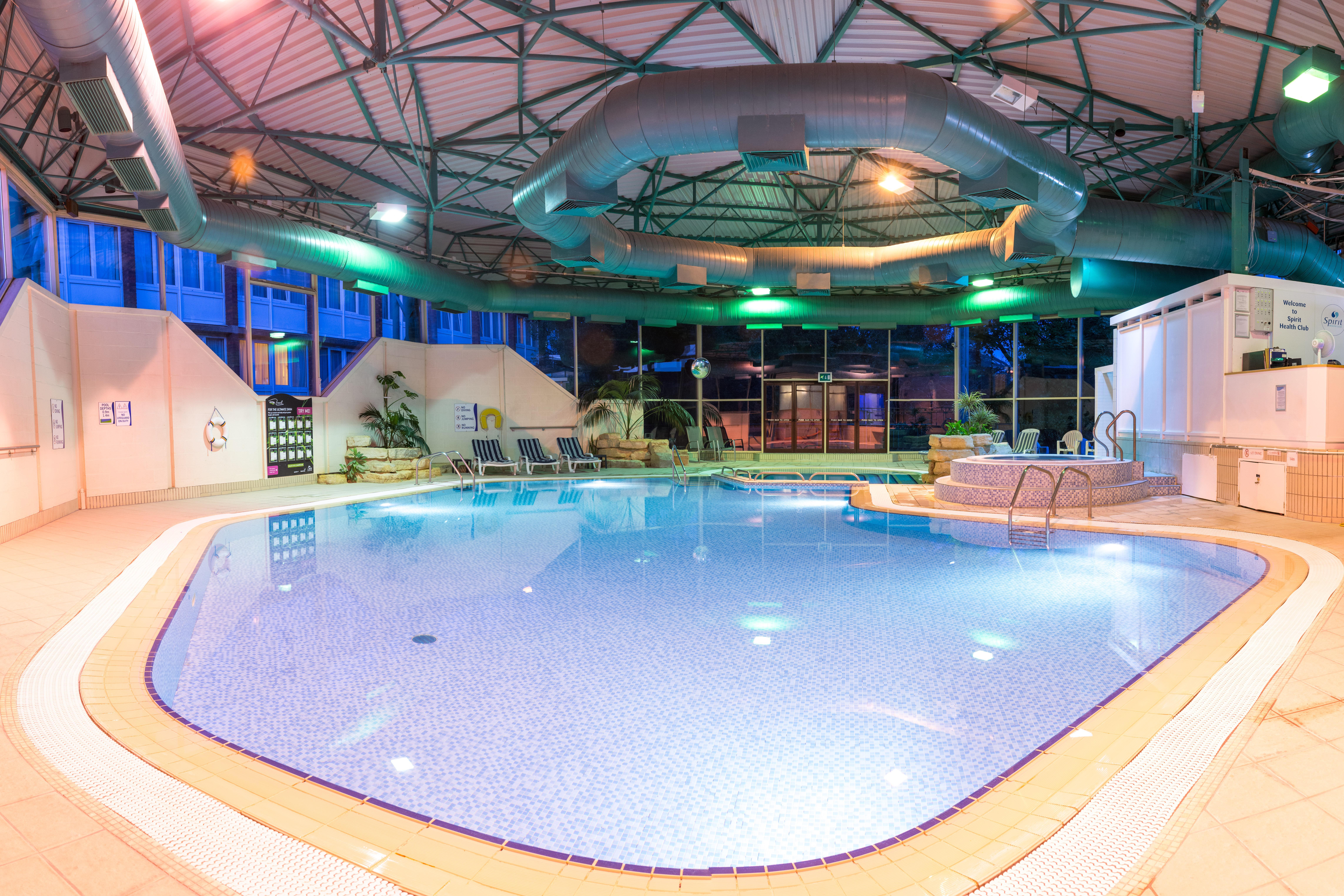 Holiday Inn Maidenhead Windsor, An Ihg Hotel Extérieur photo